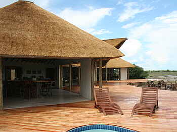 Nxai Pan Camp: Am Pool