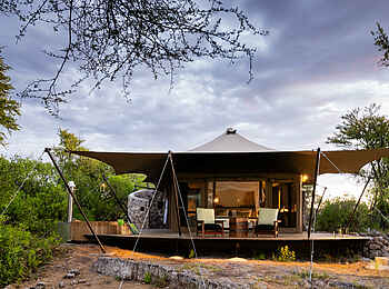 Onguma Tented Camp: Blick auf das Gästezelt