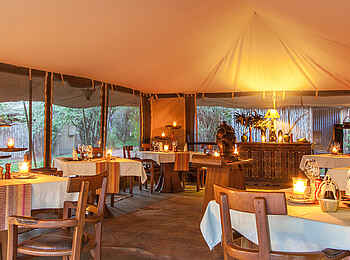 Mara Ngenche Camp: Tische im Speisezelt