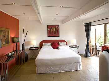 Cottar's 1920s Safari Camp: Private Homestead Red Room