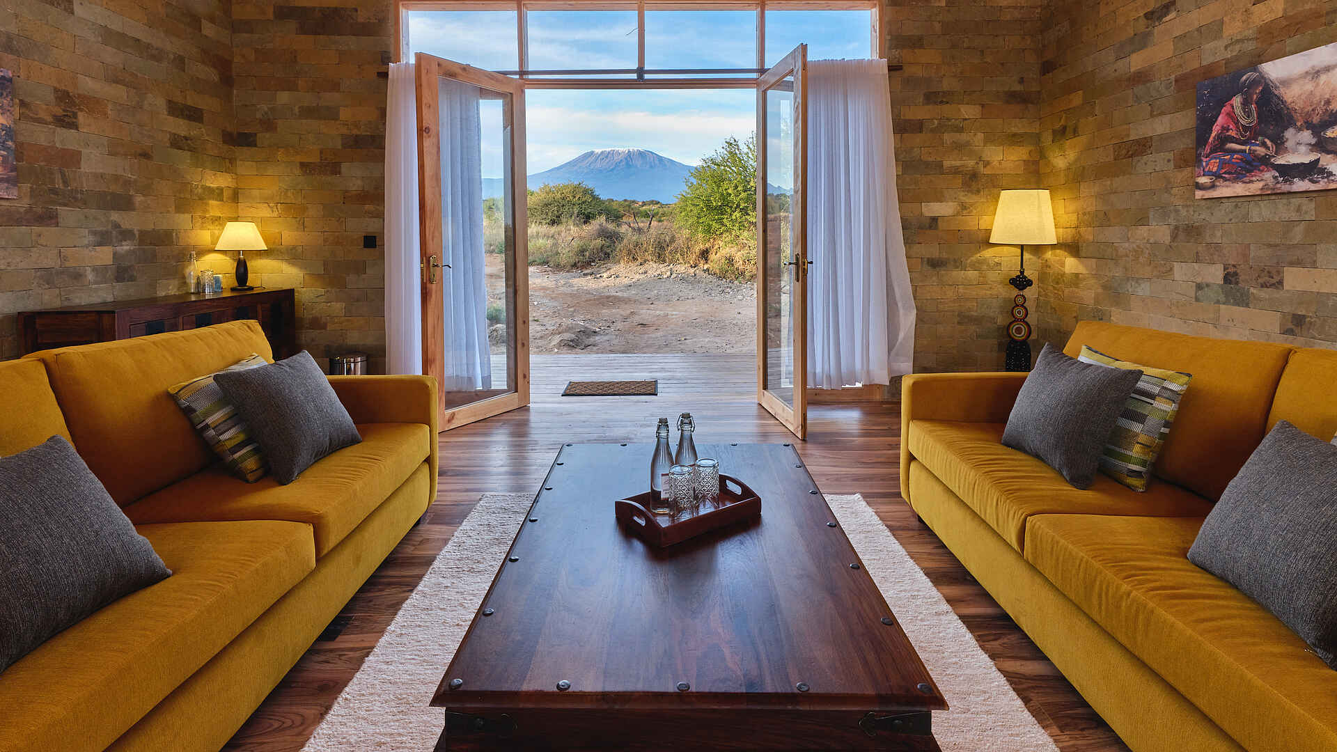 Elephant Gorge Camp: Familiensuite Lounge mit Blick nach draußen