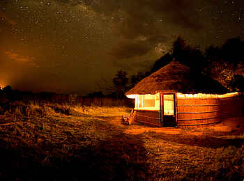 Kuyenda Bushcamp: Gästechalet unter Sternen