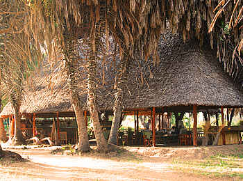 Lake Manze Camp: Der Essbereich Lake Manze Camp: Der Essbereich