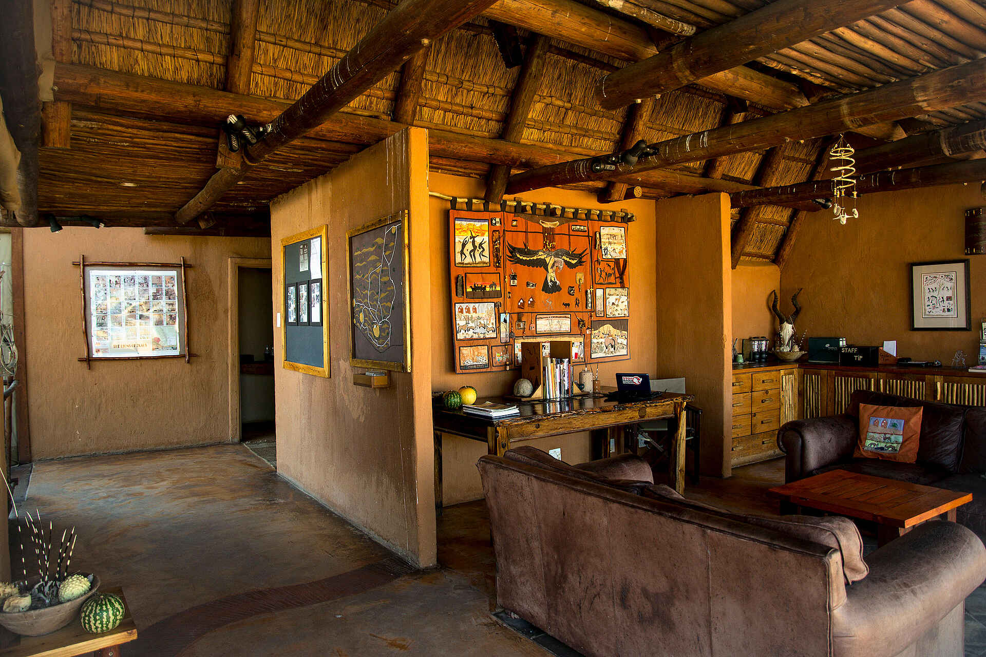 !Xaus Lodge, Auob-Tal, Bushman, International Dark Sky Association Sanctuary, Kgalagadi Transfrontier Park, Mata Mata, Nossob-Tal, San, Twee Rivieren, Lounge