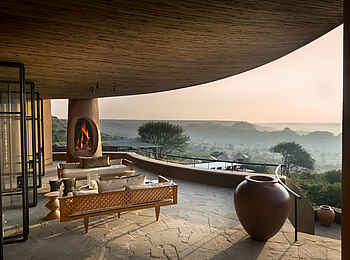 andBeyond Suyian Lodge: Die Terrasse im Zentralbereich andBeyond Suyian Lodge: Die Terrasse im Zentralbereich