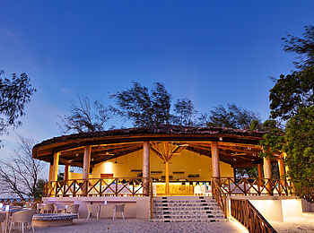 Bawe Island: Die The View Bar