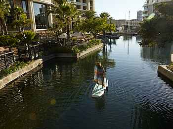 One and Only Cape Town Hotel: Stand up Paddeling One and Only Cape Town Hotel: Stand up Paddeling