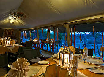 Entim Masai Mara: Gedeckter Tisch
