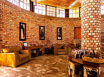Taleni Etosha Village: Die Rezeption Taleni Etosha Village: Die Rezeption