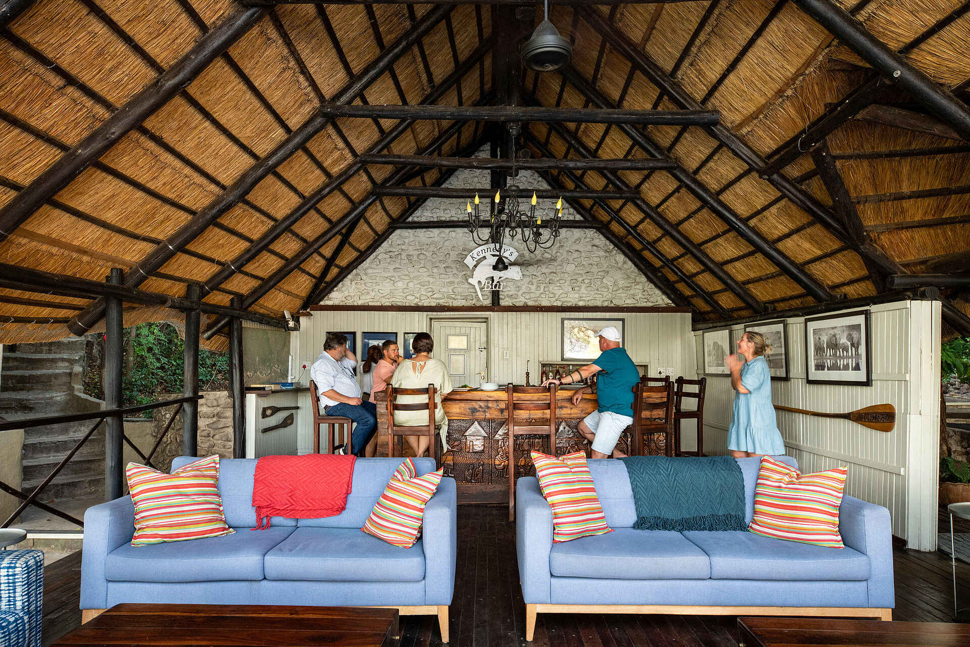 Ichingo Chobe River Lodge: Die Lounge Ichingo Chobe River Lodge: Die Lounge