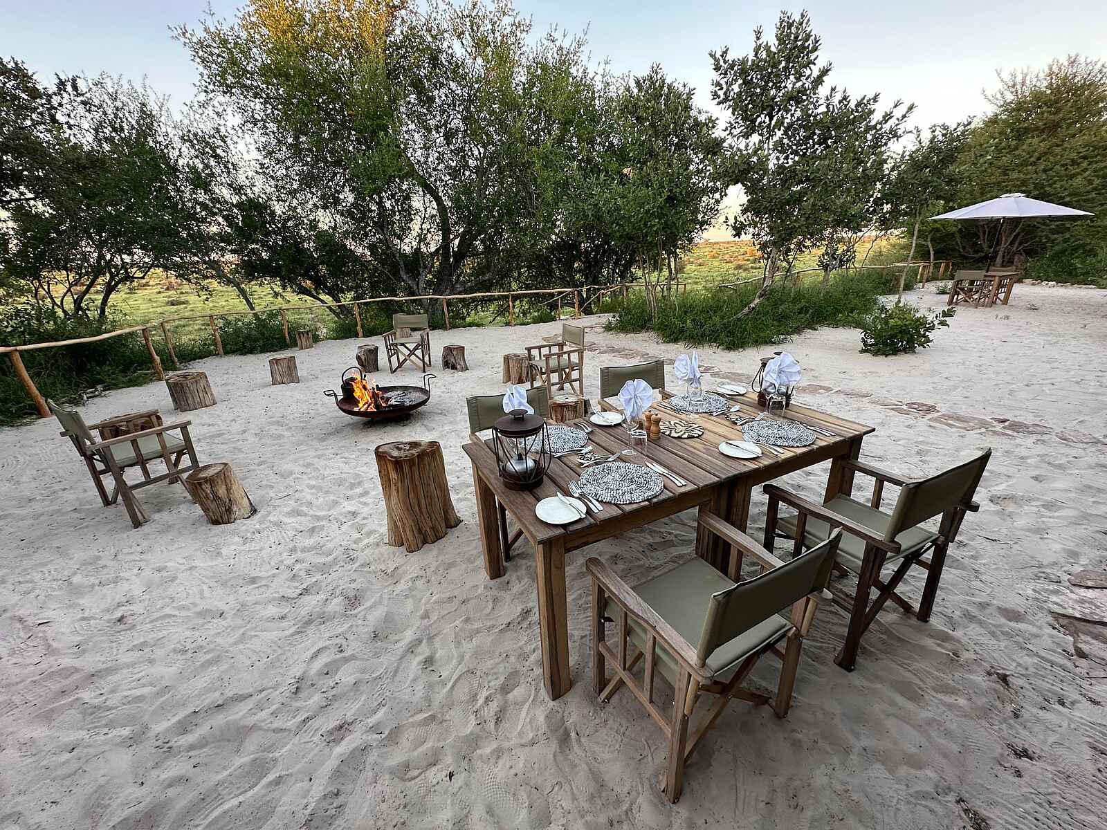 Moela Safari Lodge: Die Boma Moela Safari Lodge: Die Boma