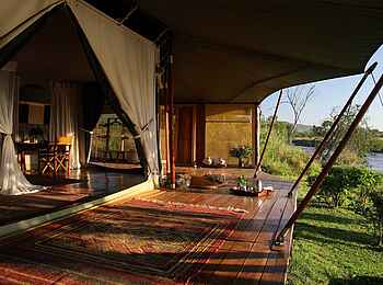 Ngare Serian Camp: Gästezelt Terrasse am Mara River