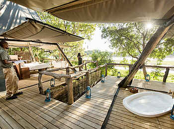 Shawa Luangwa Camp: Verbindung Familienzelt Shawa Luangwa Camp: Verbindung Familienzelt