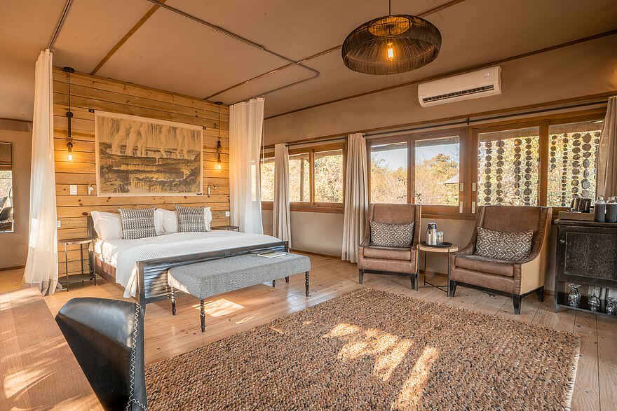 Toka Leya Camp: Großzügiges Gästezelt Toka Leya Camp: Großzügiges Gästezelt