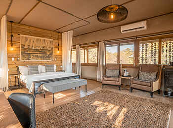 Toka Leya Camp: Großzügiges Gästezelt Toka Leya Camp: Großzügiges Gästezelt