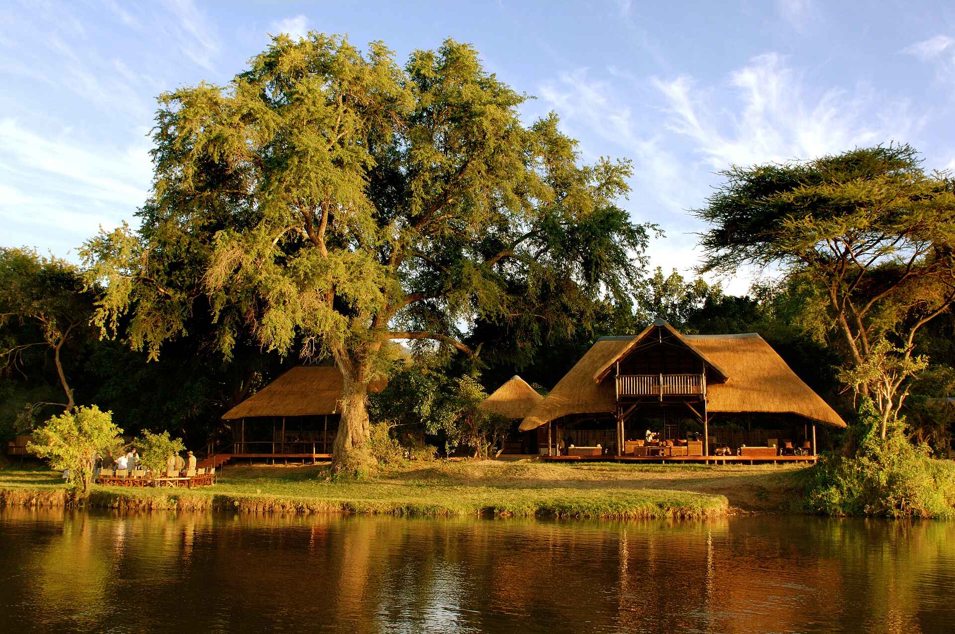 Chiawa Camp, Kanusafari, Lower Zambezi National Park, Sambesi, Sandbank, Walking Safari, Zambezi, Hauptgebäude, Lounge, Unteres Sambesi-Tal