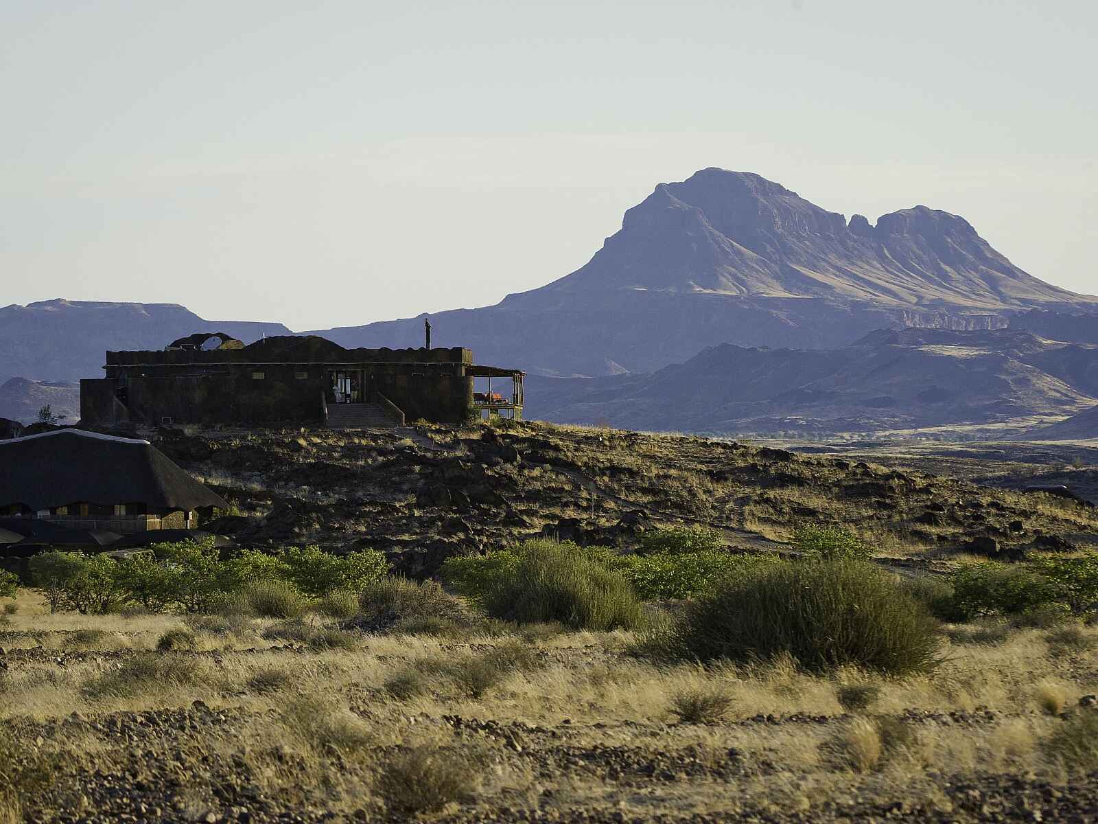 Doro Nawas: Blick zu den Mik-Bergen Doro Nawas: Blick zu den Mik-Bergen