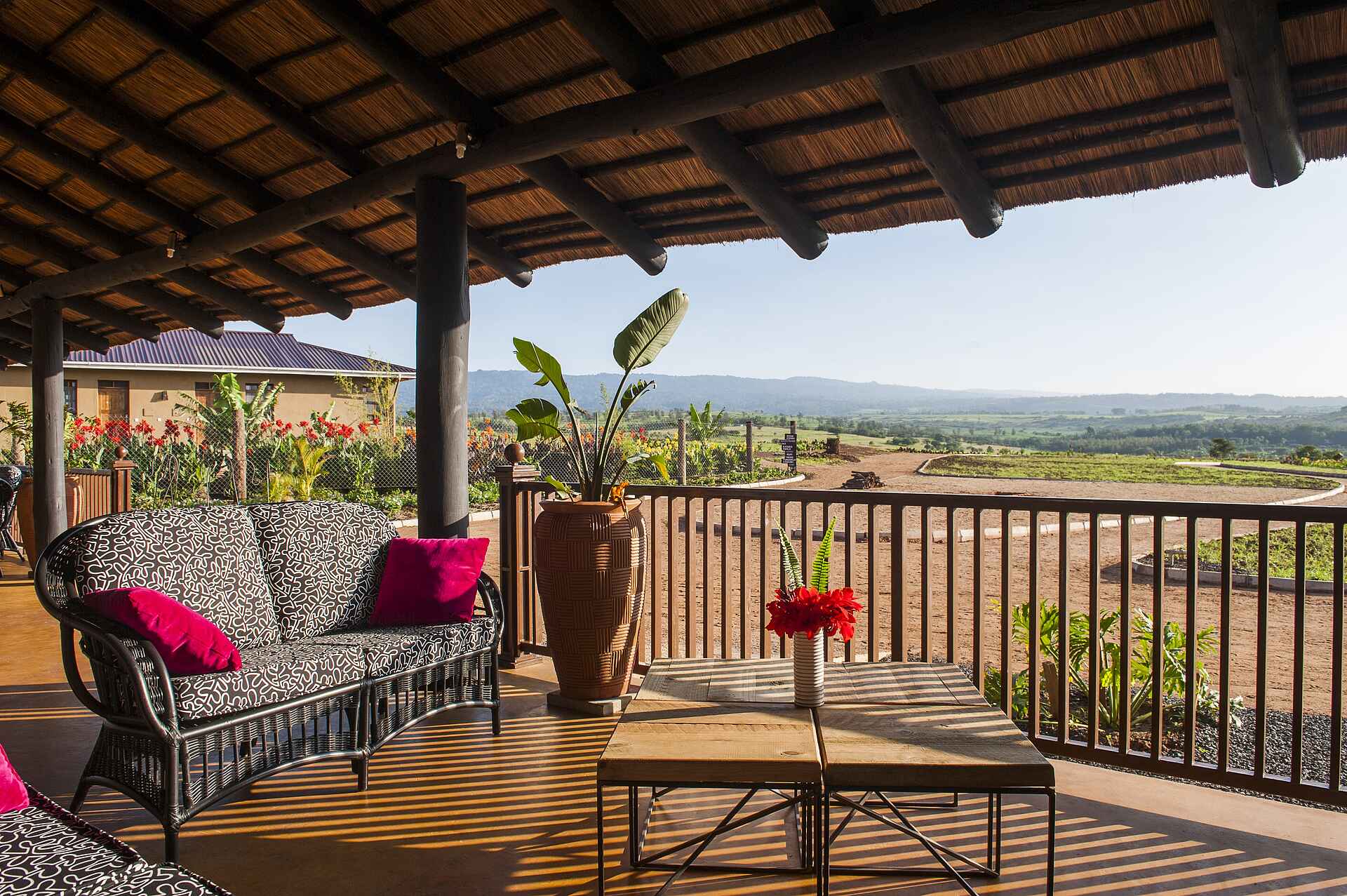 farmhouse valley lodge, ngorongoro conservation area, tanganyika wilderness camps, aussicht, veranda, afrikarma, afrikarma safaris, afrikarma safaris - wildnis. hautnah., afrikarma.de