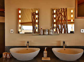Loisaba Tented Camp: Badezimmer Loisaba Tented Camp: Badezimmer