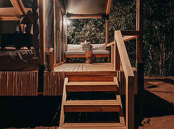 Wayo Manyara Green Camp: Terrasse mit Stufen