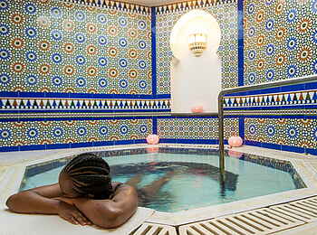 Nairobi Serena Hotel: Whirlpool im Spa