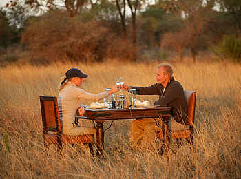 Elsa's Kopje: Dinner in der Savanne Elsa's Kopje: Dinner in der Savanne