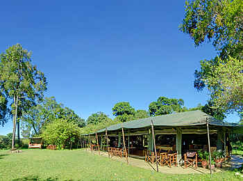 Sala's Camp: Blick auf das Hauptzelt Sala's Camp: Blick auf das Hauptzelt