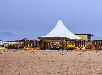 Dead Valley Lodge: Blick auf die Lodge