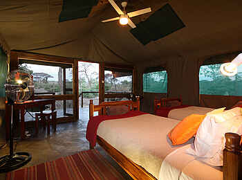 Elephant Valley Lodge: Zeltinterieur Elephant Valley Lodge: Zeltinterieur