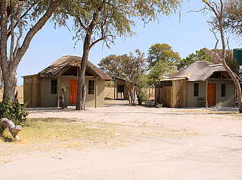Khwai Guest House: Chalets Khwai Guest House: Chalets