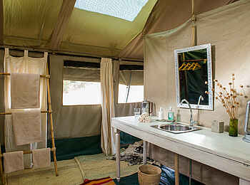 Kuro Tarangire: Bad Kuro Tarangire: Bad