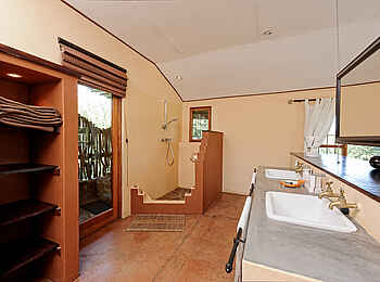 Waterberg Guest Farm: Badezimmer Waterberg Guest Farm: Badezimmer