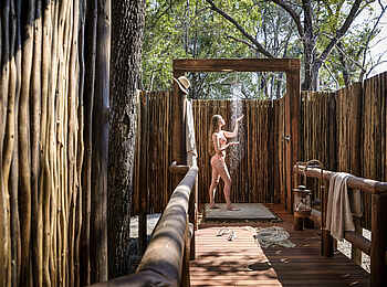 Sanctuary Chief's Camp: Außendusche