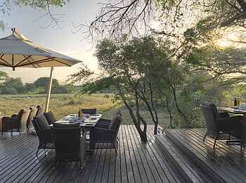 &Beyond Phinda Forest Lodge: Schattige Veranda