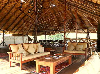 Baker's Lodge: Restaurant und Lounge Baker's Lodge: Restaurant und Lounge