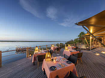 Duma Tau Camp: Blick von der Terrasse Duma Tau Camp: Blick von der Terrasse