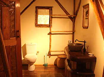 Enjojo Lodge: Gäste-WC