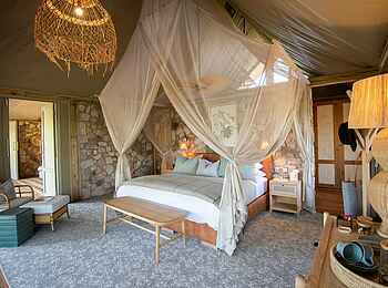 Mpala Jena Camp: Doppelbett Mpala Jena Camp: Doppelbett