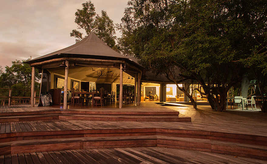 Muzimu Lodge: Das Restaurant Muzimu Lodge: Das Restaurant