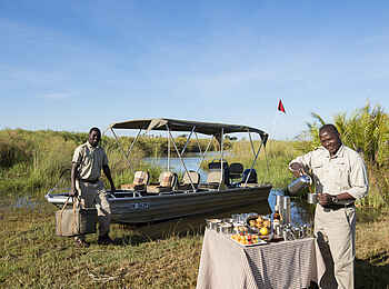 Nxabega Okavango Tented Camp: Bootsfahrt mit Picknick