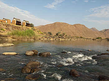 Okahirongo River Camp: Otupambua-Stromschnellen Okahirongo River Camp: Otupambua-Stromschnellen
