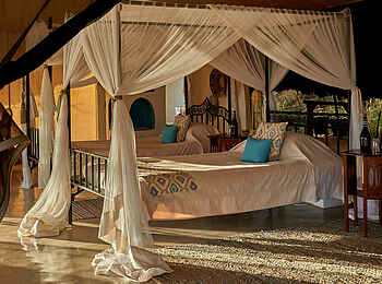 Sasaab Camp: Doppelbett Sasaab Camp: Doppelbett