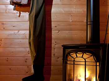 Tweedsmuir Park Lodge: Ofen der Chalets