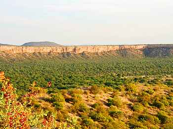 Ugab Terrace Lodge: Terrasse im Gelände