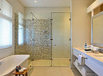 Founders Lodge by Mantis: Gästebad Founders Lodge by Mantis: Gästebad