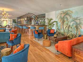 Latitude 0: The Other Side - Lounge Latitude 0: The Other Side - Lounge