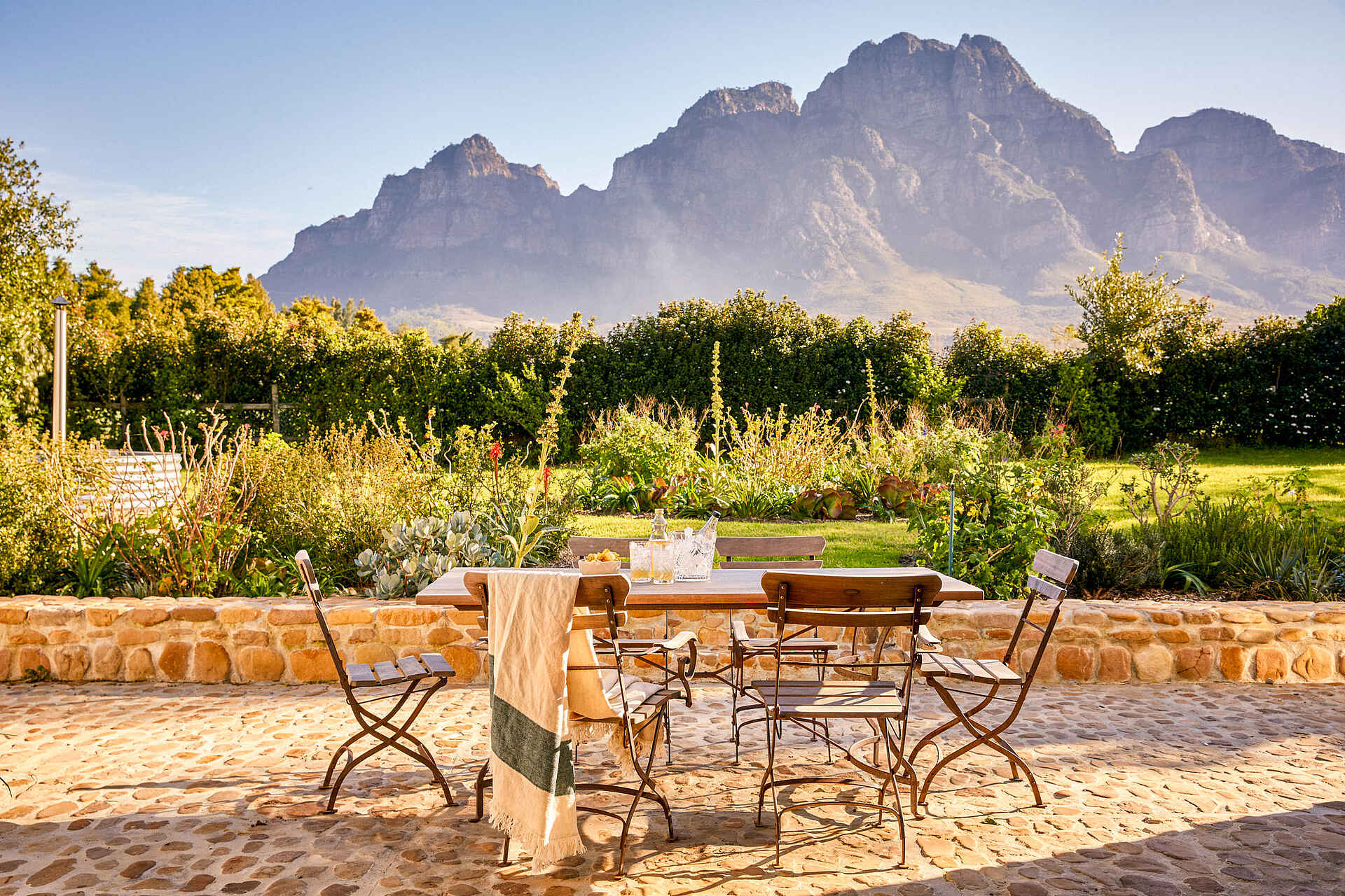 Boschendal Wine Estate: Champagne Farmhouse Terrasse