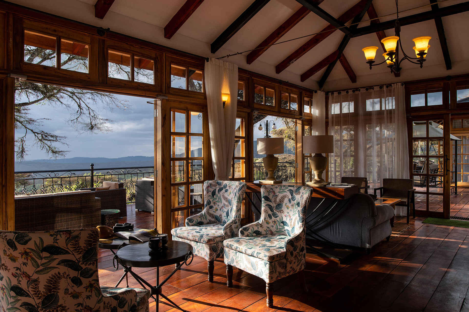 Ngorongoro Lions Paw Camp: Blick aus der Lounge