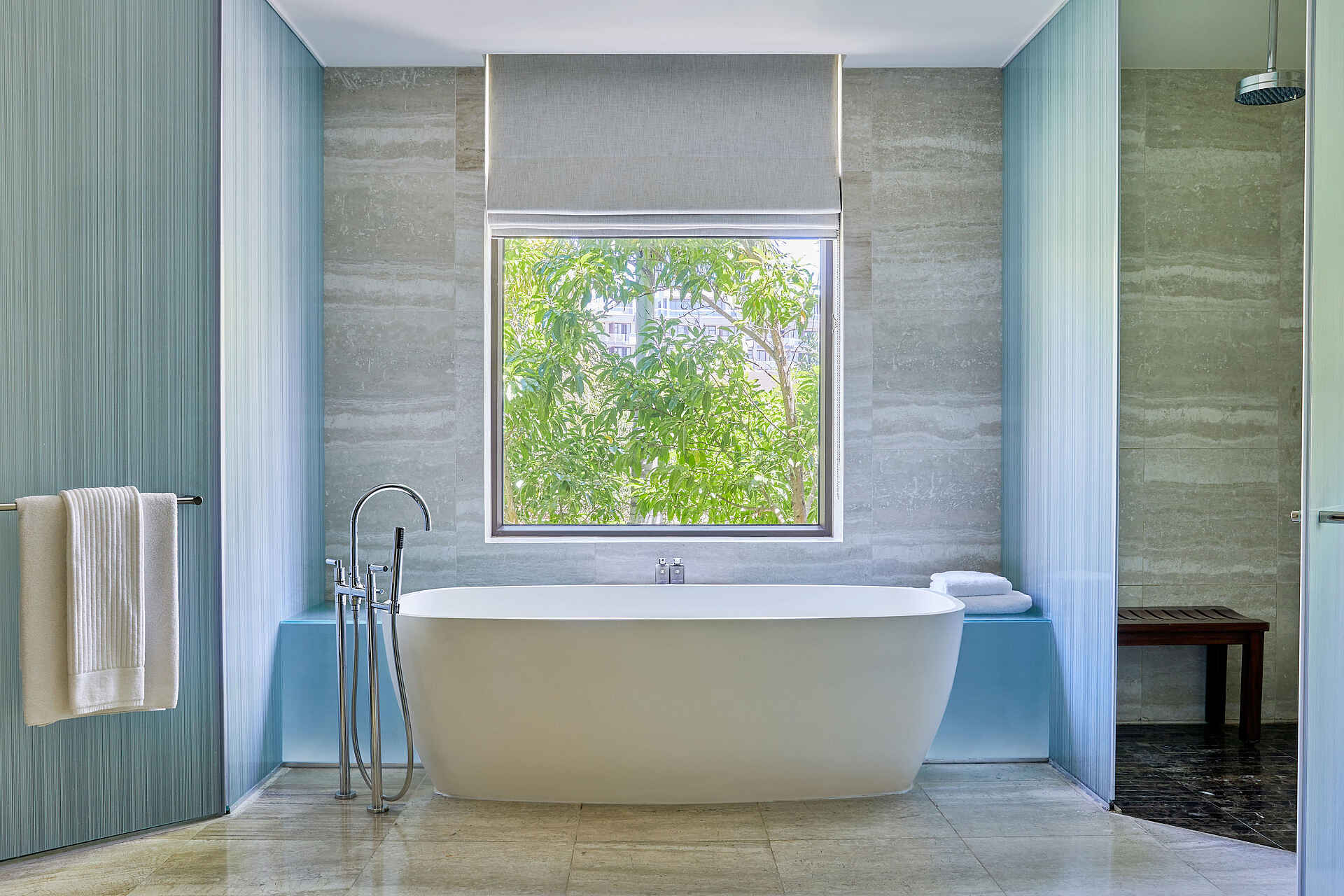 One and Only Cape Town Hotel: Island Suite Bad