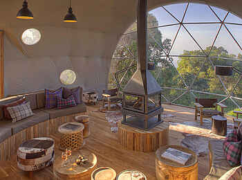 The Highlands Camp: Blick in die Lounge